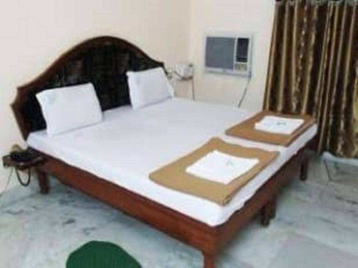 Hotel Geethanjali Residency Бхадрачалам Экстерьер фото